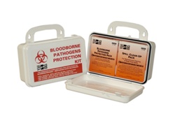 (PKT3060) Bloodborne Pathogens
Kit includes: absorbant
powder, antiseptic
towelettes, biohazard bag;
clear bag; control gown XL,
eye &amp; face shield/mask;
nitrile exam gloves; paper
towels; scoop &amp; spatula;
surface disinfectant
towelettes 